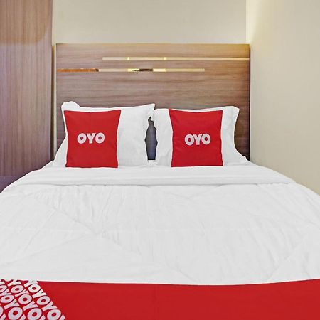 Oyo Life 90737 Losmen Aini Syariah บาตู ภายนอก รูปภาพ