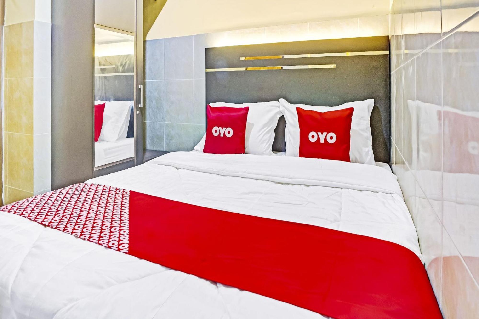 Oyo Life 90737 Losmen Aini Syariah บาตู ภายนอก รูปภาพ